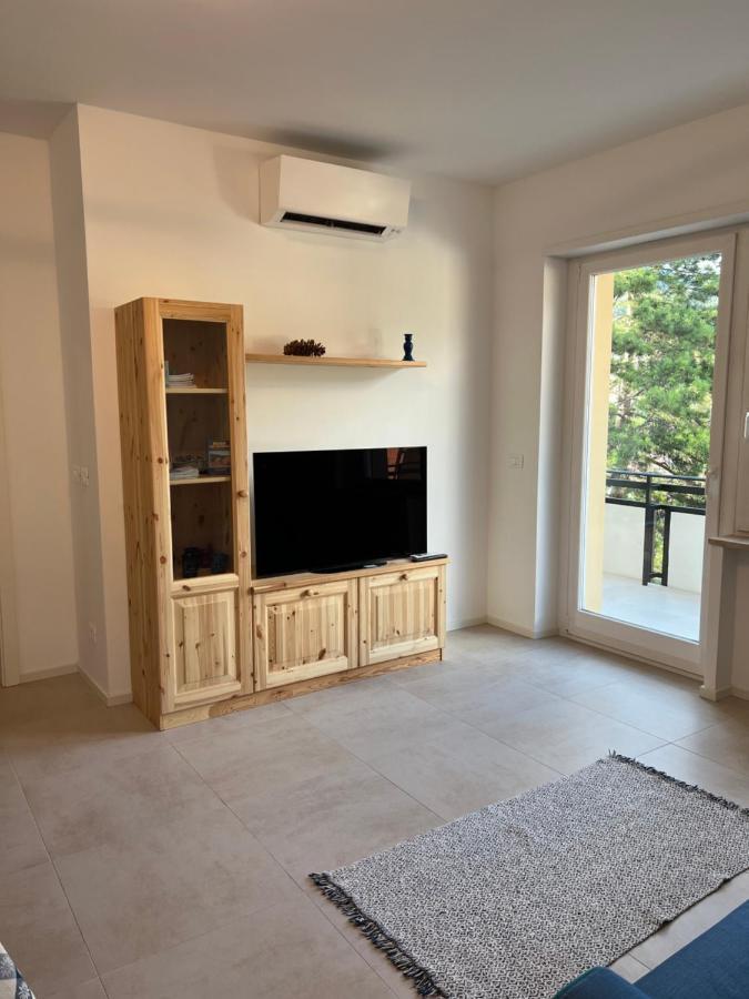 Appartamento Adele Meran Exterior foto